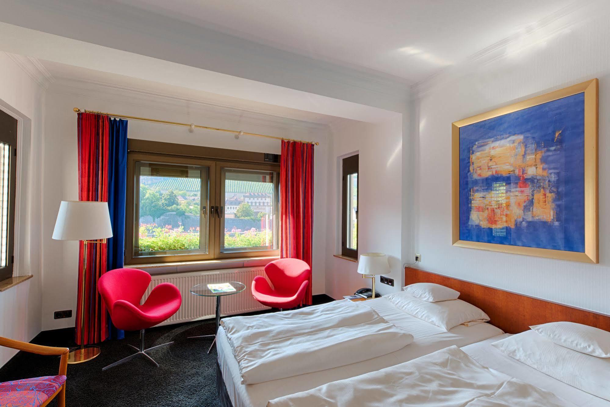 Hotel & Restaurant Walfisch Вюрцбург Екстериор снимка