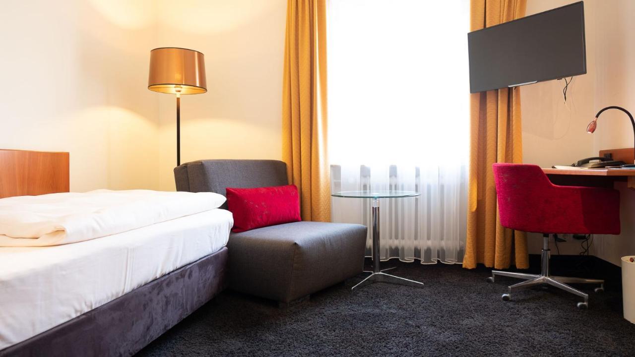 Hotel & Restaurant Walfisch Вюрцбург Екстериор снимка